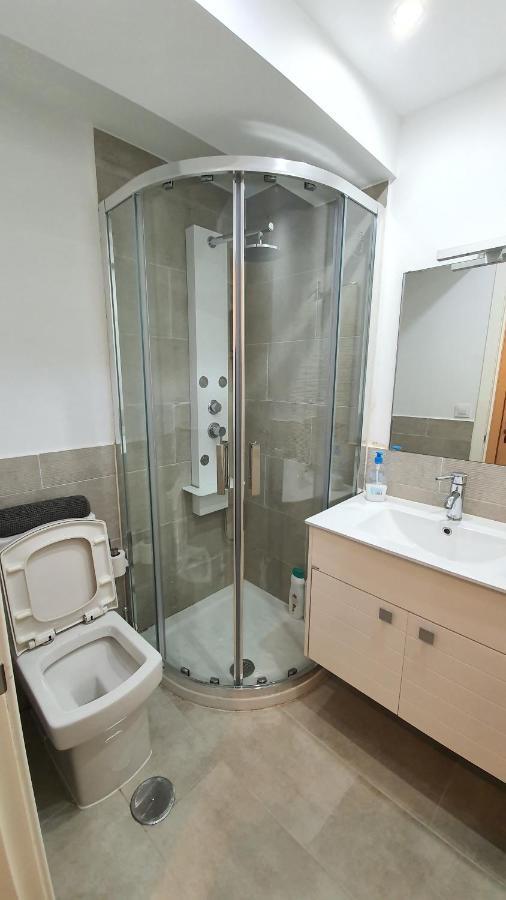 Apartamento Avenida De Arteixo. Precioso *